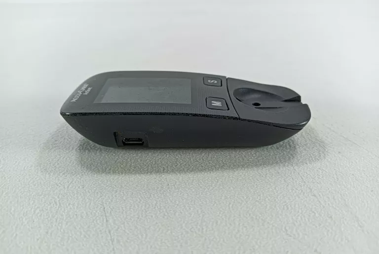 GLUKOMETR ACCU-CHEK ACTIVE (MODEL: 0123)