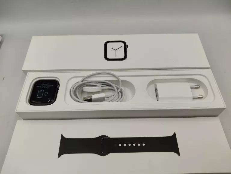 apple-watch-4-niepodleglosci-26-czechowice-milz-2