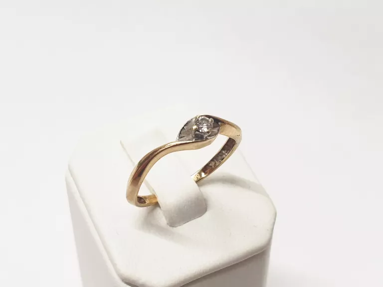 ZJAWISKOWY ZŁOTY PIERŚCIONEK R Z DIAMENTEM R 10