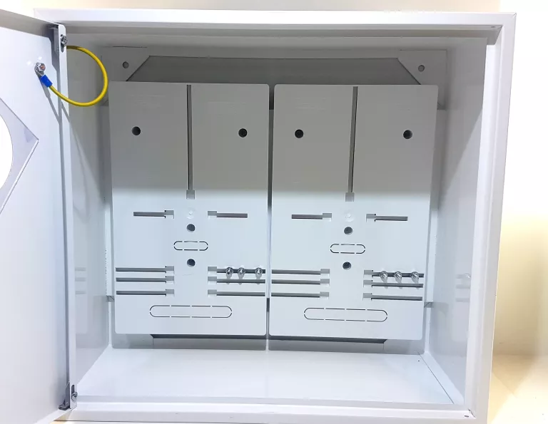 ROZDZIELNICA LICZNIKOWA  NATYNKOWA (2X LICZNIK 3-FAZOWY) MAR-STEF RLN-2L3F