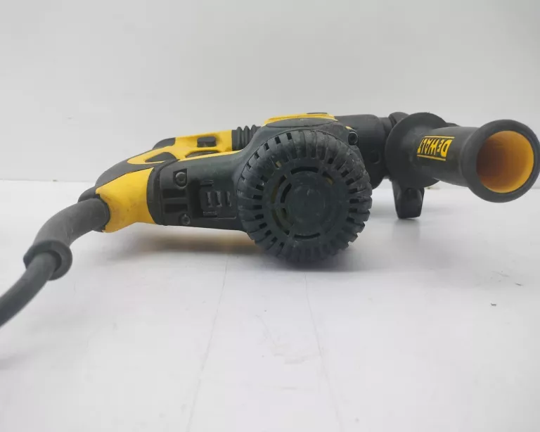 MŁOTOWIERTARKA DEWALT D25323