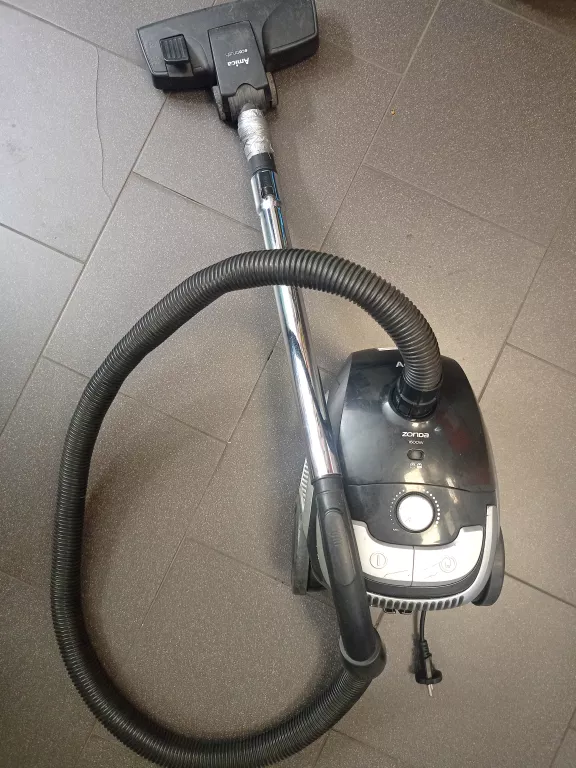 ODKURZACZ AMICA ZONDA 1600W