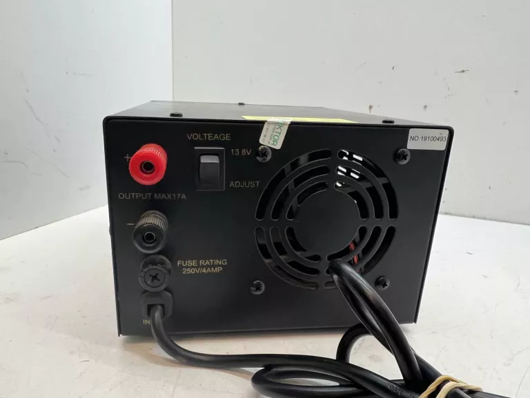 ZASILACZ RADIOKOMUNIKACYJNY 9-15V / 17A JETFON PC 17 SW SAM