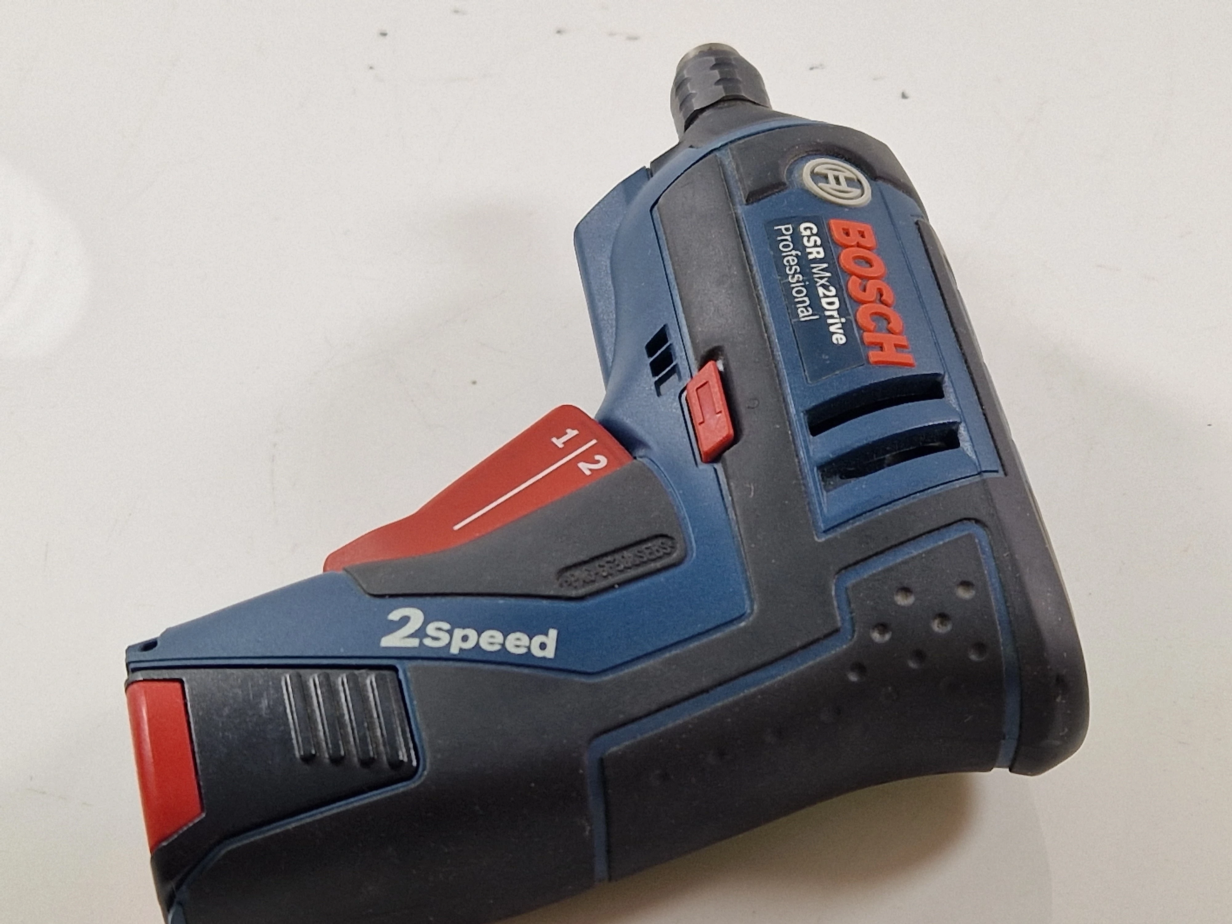 wkretarka-bosch-gsr-mx2drive-pojemnosc-akumulatora-200