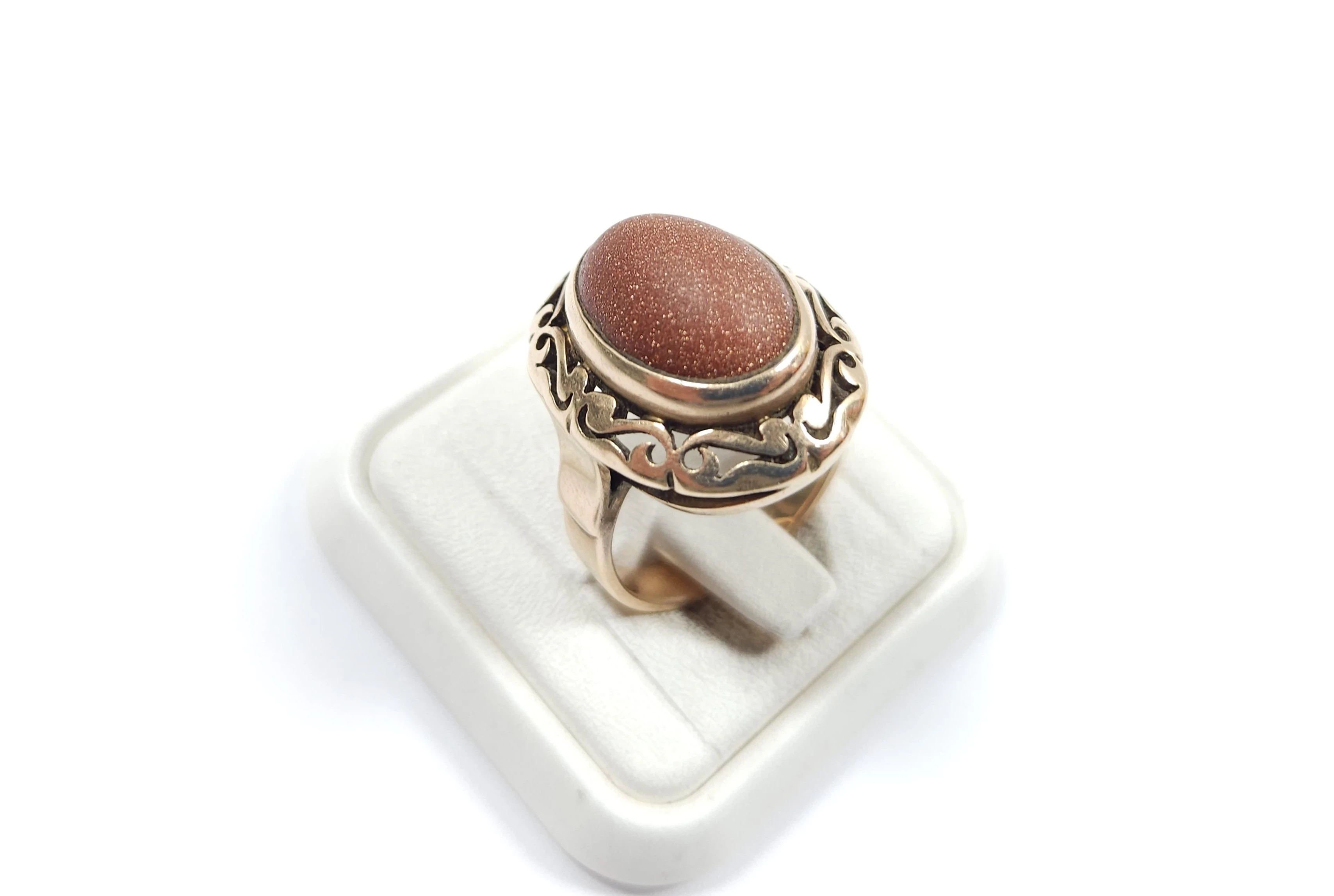 zloty-pierscionek-piasek-pustyni-585-w941-r16-pulawska-26-warszawa