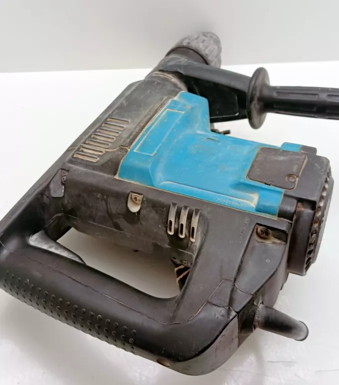 MŁOT UDAROWY MAKITA HR4500C 1300W