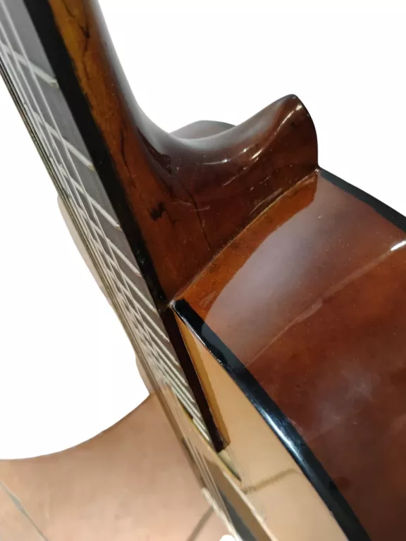 GITARA TONIKA CG-1