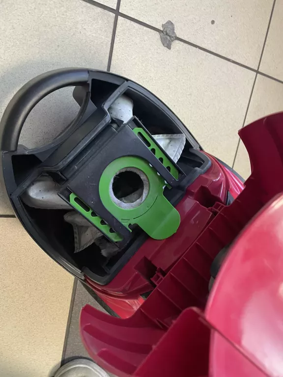 ODKURZACZ ZANUSSI SL225B Z RURĄ SZTYLEM I KOŃCÓWKĄ