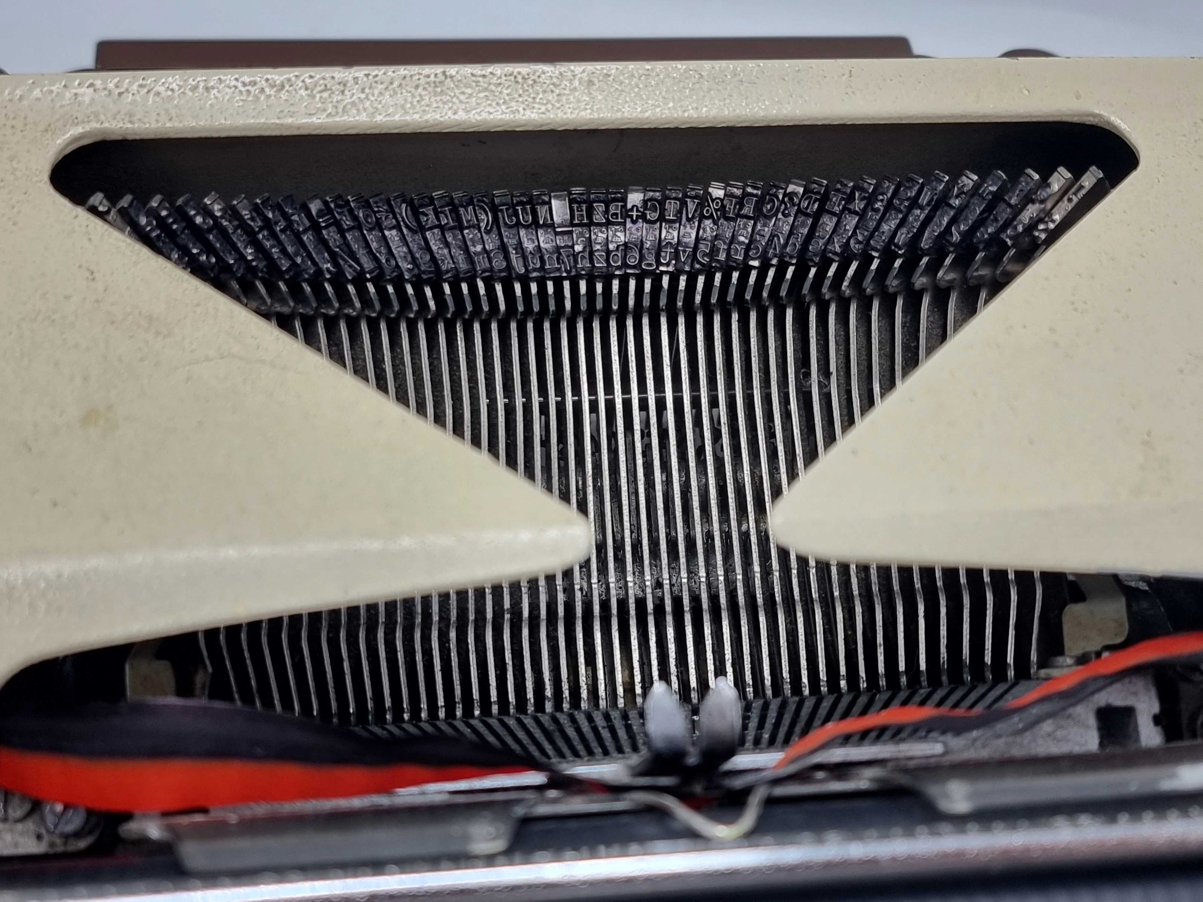 maszyna-do-pisania-lucznik-1301-karmelicka-45a-krakow