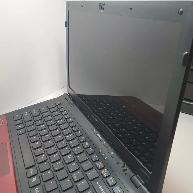 LAPTOP SONY VAIO VPCCW1S1E 4GB/250GB