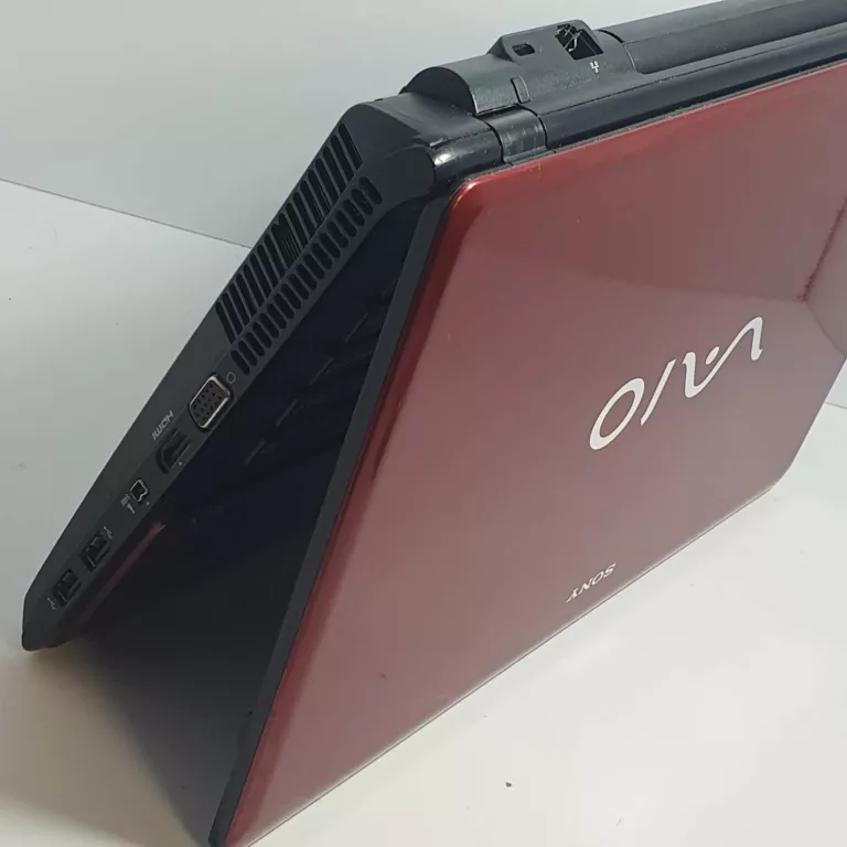 LAPTOP SONY VAIO VPCCW1S1E 4GB/250GB