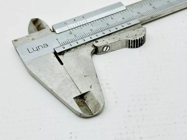 SUWMIARKA ANALOGOWA LUNA W POKROWCU PRL VINTAGE