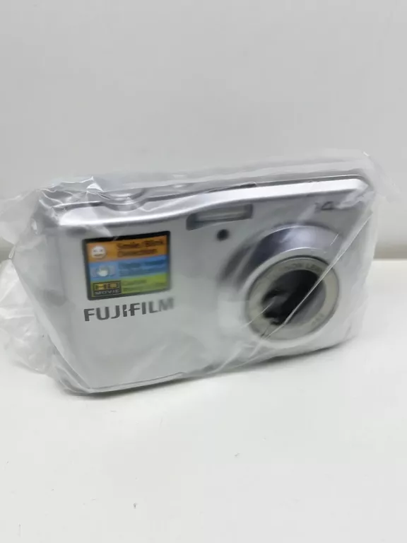 APARAT CYFROWY FUJI FINEPIX AV200