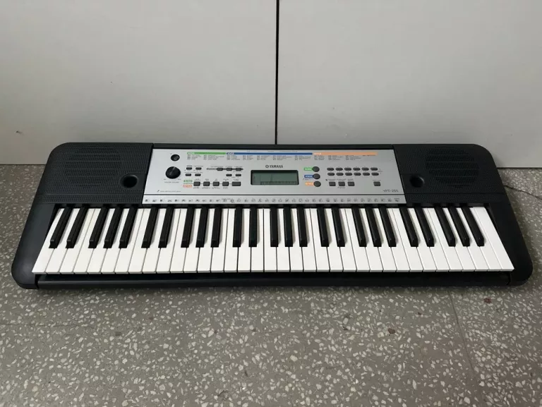 KEYBOARD YAMAHA YPT-255 KOMPLET 385 BRZMIEŃ PREZENT NA ŚWIĘTA