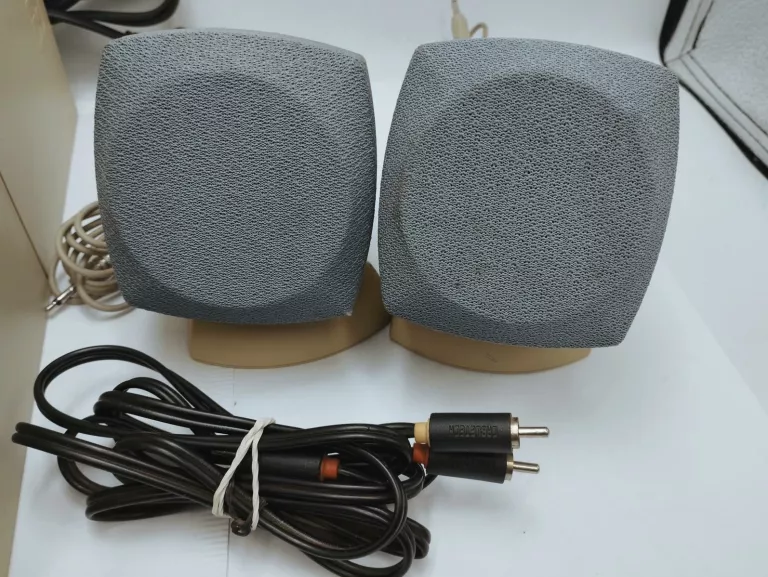 MULTIMEDIA SPEAKER SYSTEM SAMSUNG SMS-9200