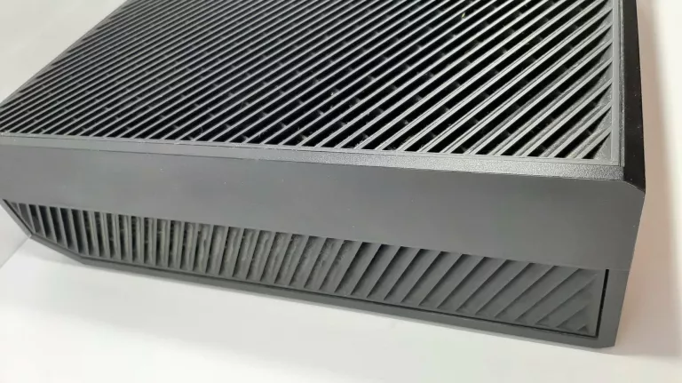 KONSOLA XBOX ONE (1540) 500GB WRAZ Z PADEM ORAZ SENSOREM KINECT