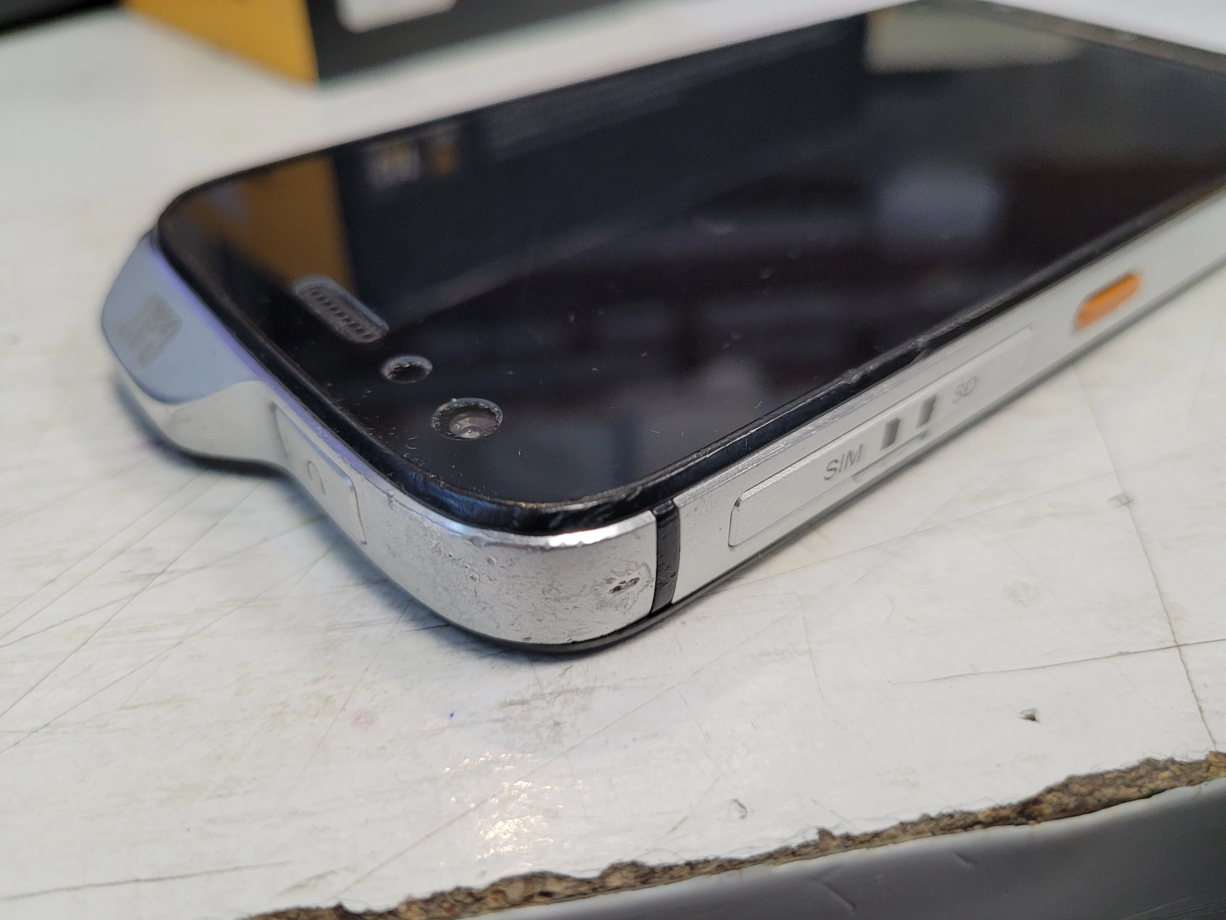 caterpillar-cat-s61ladowarkapudelko-kod-producenta-cat-s61