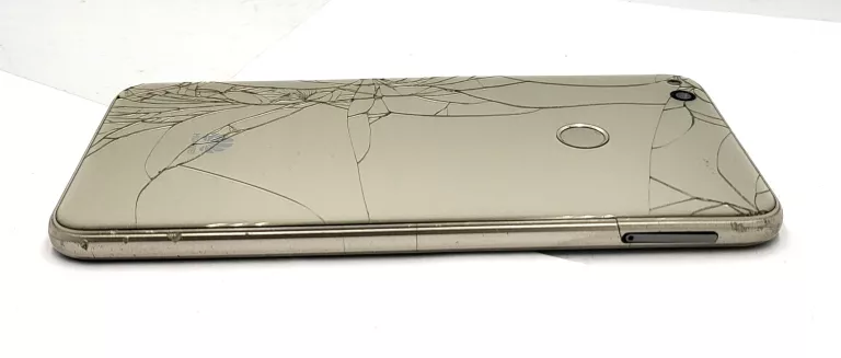 HUAWEI P9LITE 2017 PĘKNIĘTY, PRZEBARWIENIA NA EKRANIE