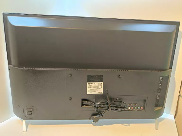 telewizor-sharp-32bi3ea-pilot-marka-211398-249510