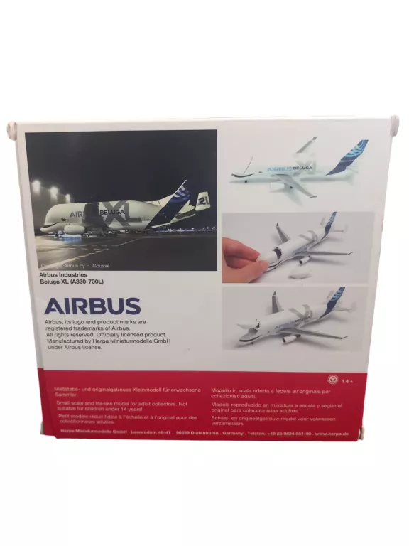 MODEL SAMOLOTU AIRBUS A330-700 BELUGA 1:500