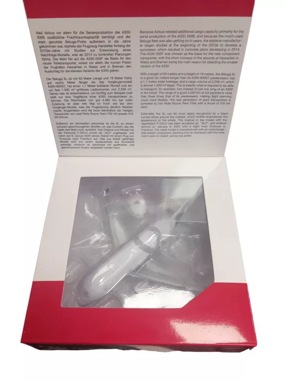 MODEL SAMOLOTU AIRBUS A330-700 BELUGA 1:500