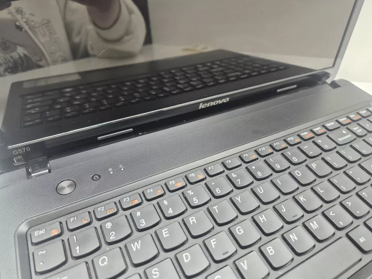 LAPTOP LENOVO G570 15,6 " INTEL CORE I5 + ZASILACZ