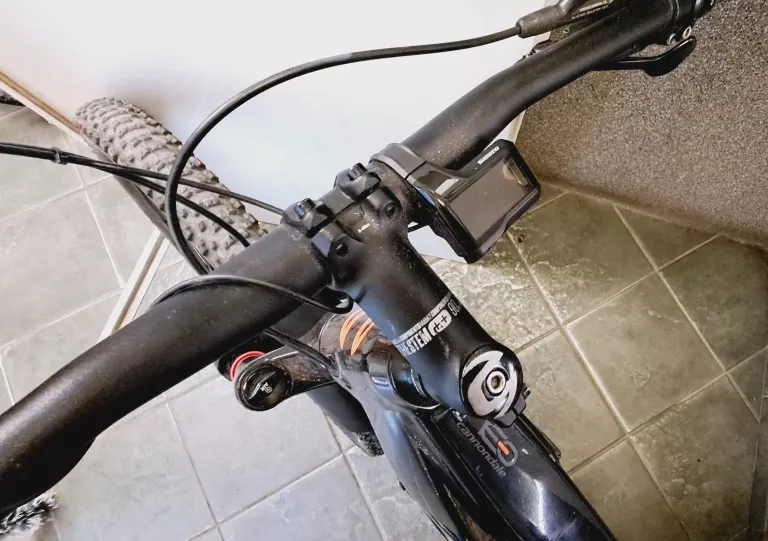 ROWER ELEKTRYCZNY CANNONDALE CUJO NEO 130 3