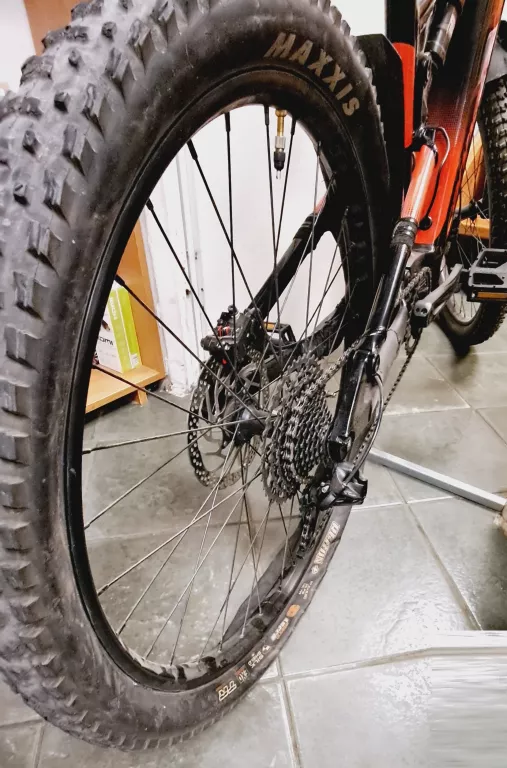ROWER ELEKTRYCZNY CANNONDALE CUJO NEO 130 3