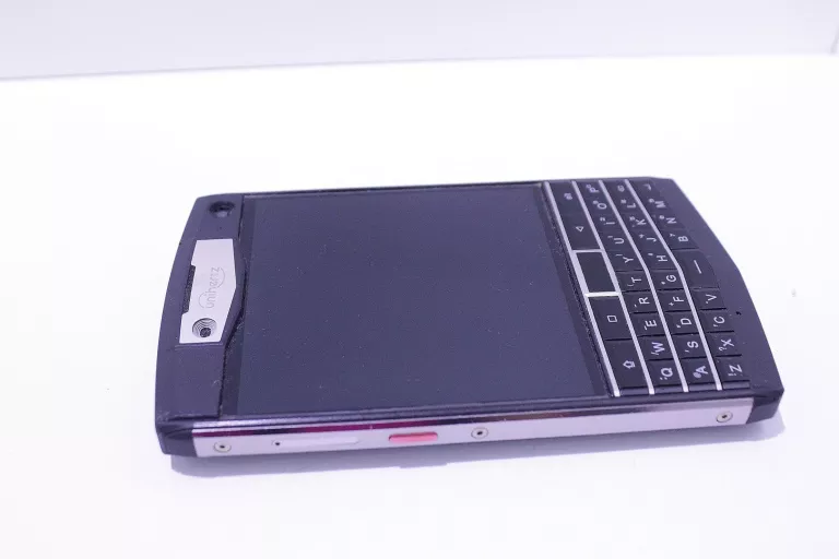 UNIHERTZ TITAN 6/128 GB
