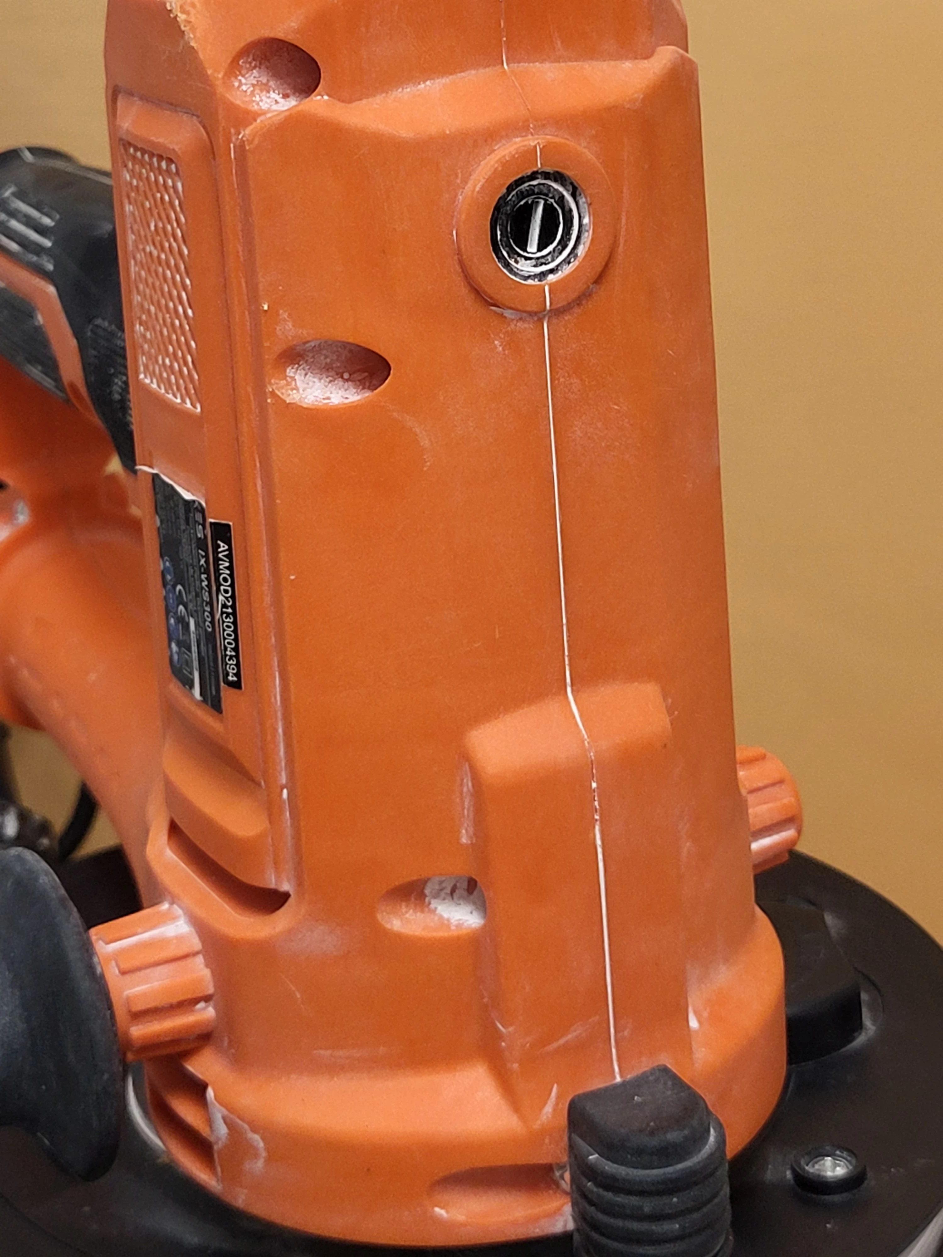 szlifierka-do-gladzi-ixes-ix-ws300-maksymalna-moc-80000