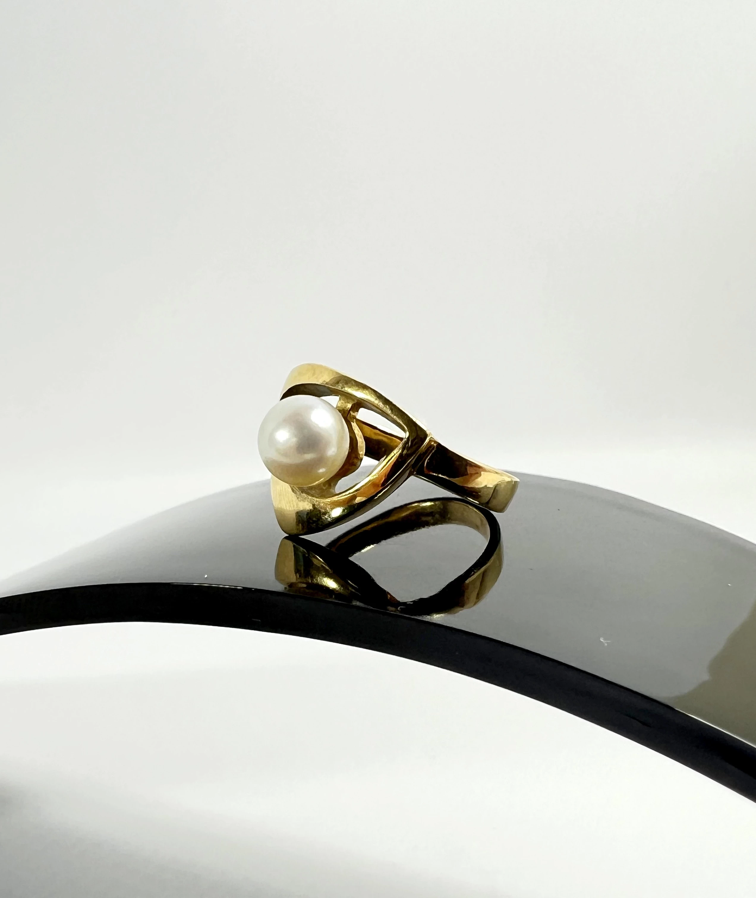 zloty-pierscionek-z-perla-429g-14k-585-r11-rodzaj-2205-2