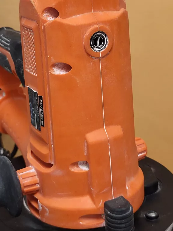 szlifierka-do-gladzi-ixes-ix-ws300-maksymalna-moc-80000