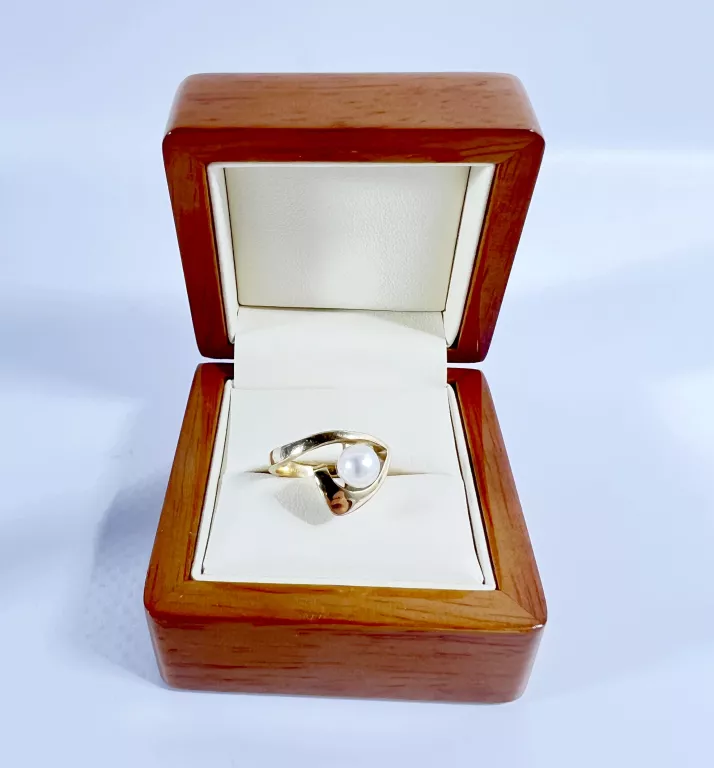 zloty-pierscionek-z-perla-429g-14k-585-r11-jurowiecka-11-bialystok