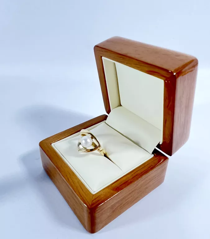 zloty-pierscionek-z-perla-429g-14k-585-r11-material-15835-2