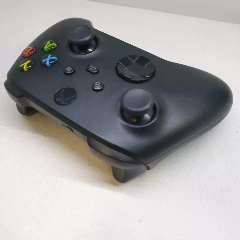 PAD KONTROLER XBOX ONE PUDEŁKO