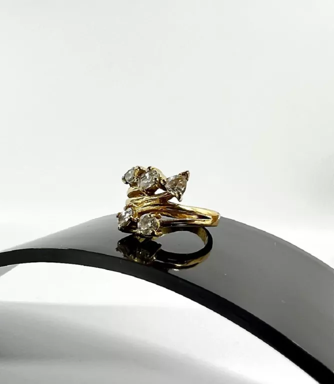 zloty-pierscionek-z-cyrkoniami-520g-8k-333-r11-material-15835-2