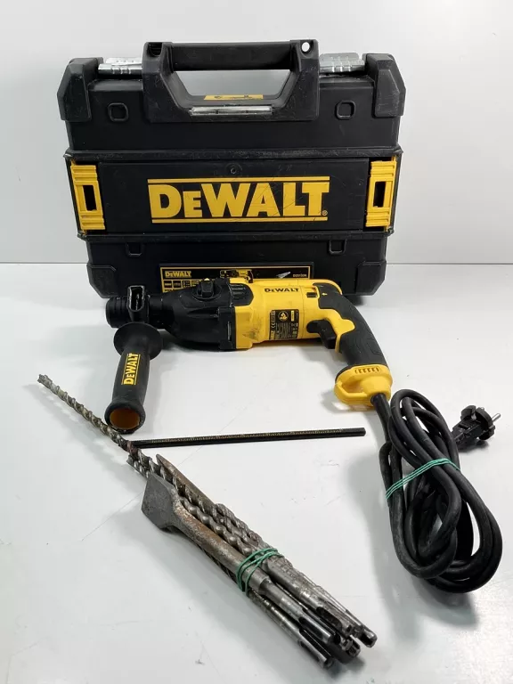 MŁOTOWIERTARKA DEWALT D25133