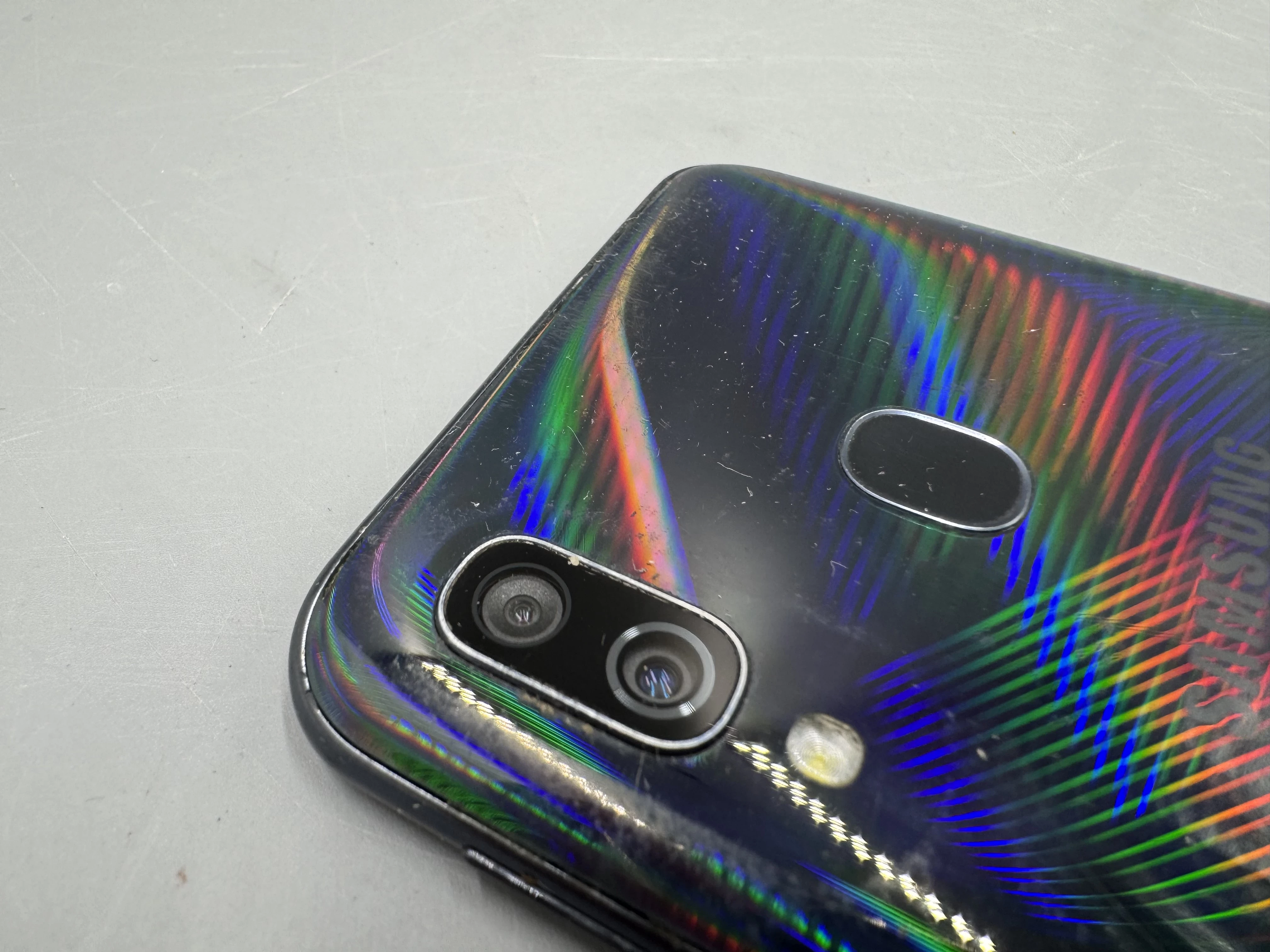 telefon-samsung-galaxy-a20e-solo-wbudowana-pamiec-202869-214197