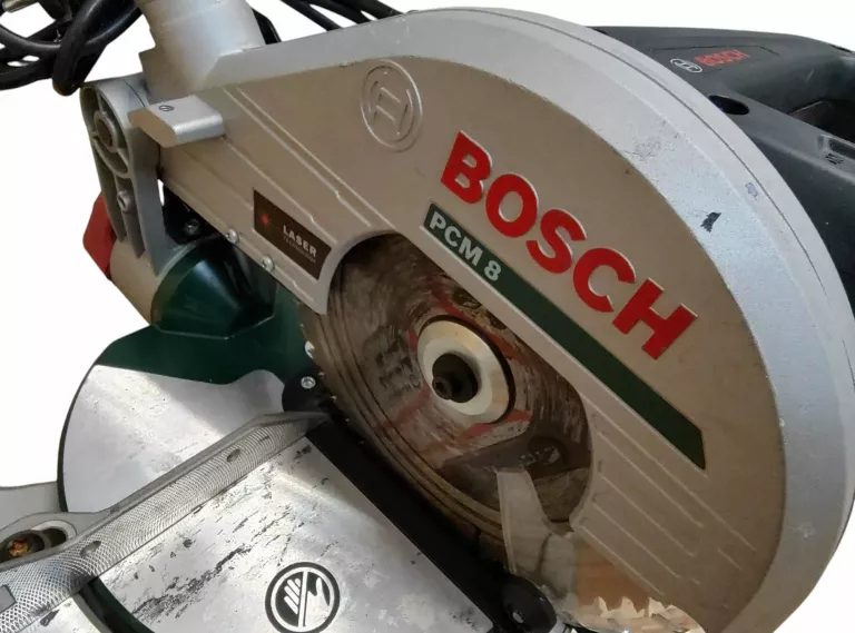 PIŁA UKOŚNICA BOSCH PCM 8 1200W