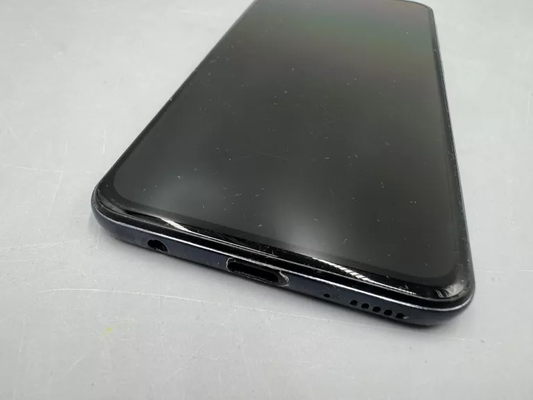 telefon-samsung-galaxy-a20e-solo-kod-producenta-sm-a202fzkdxeo