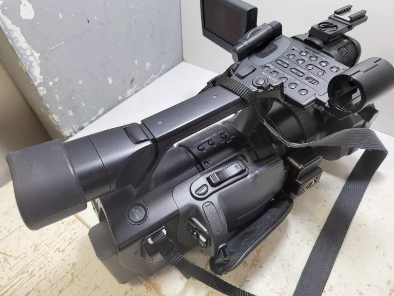 KAMERA SONY HVR-Z1E *ZESTAW AKCESORIA*