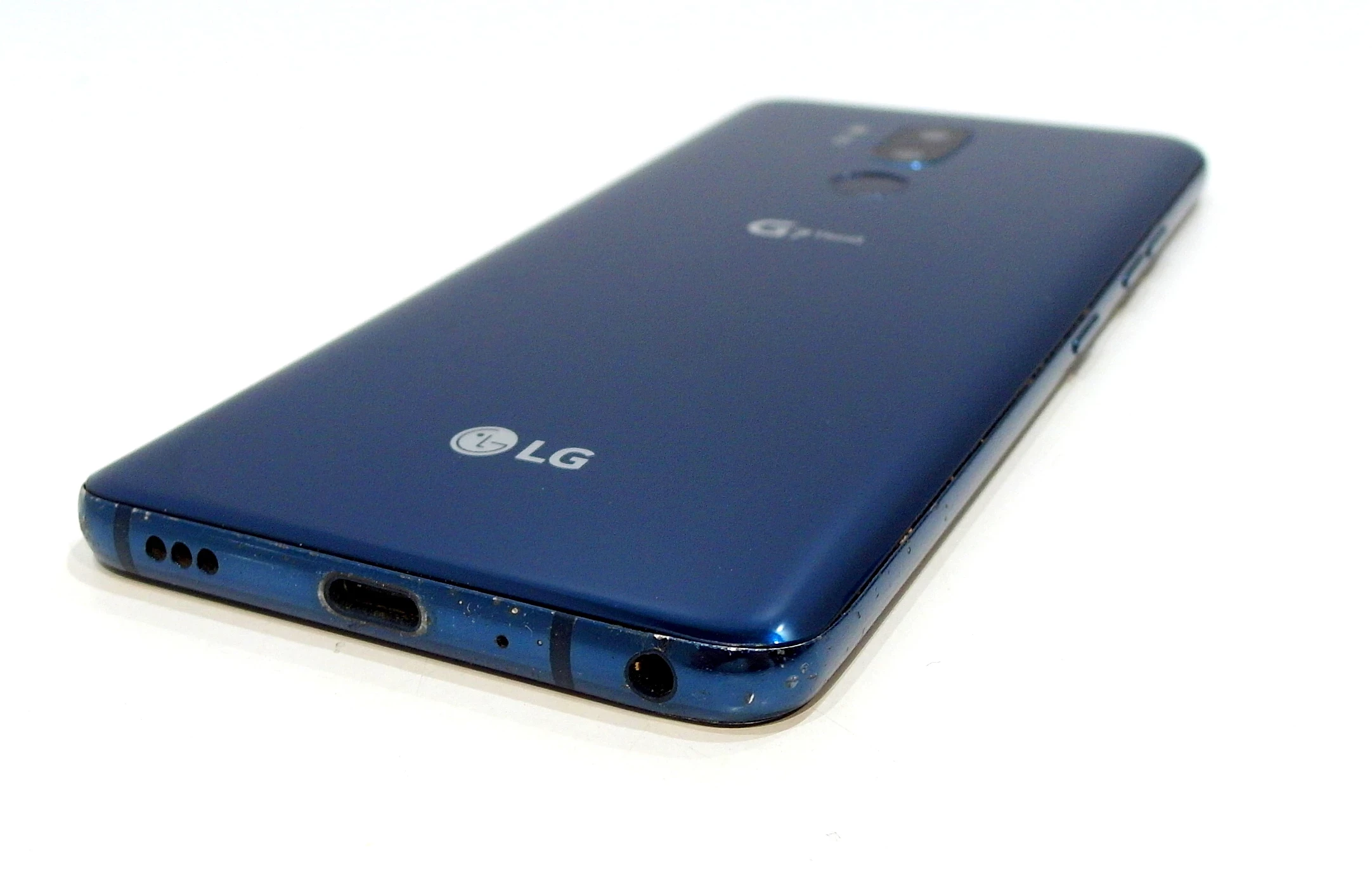 telefon-smartfon-lg-g7-thinq-g710n-464gb-lte-przekatna-ekranu-610