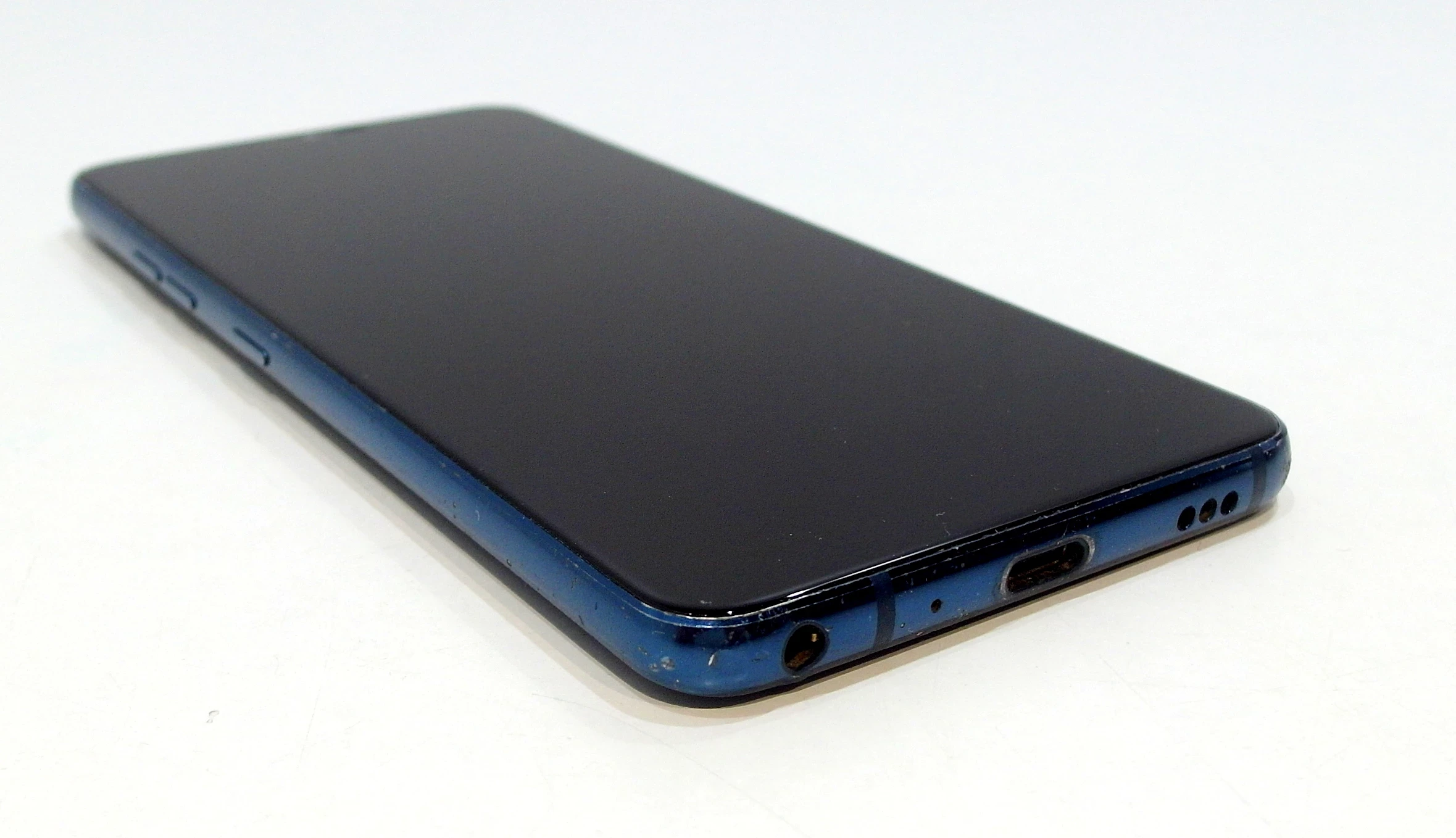 telefon-smartfon-lg-g7-thinq-g710n-464gb-lte-transmisja-danych-217-512