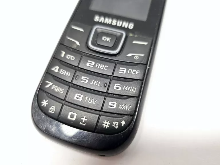 TELEFON SAMSUNG YATELEY GU46 + ŁAD