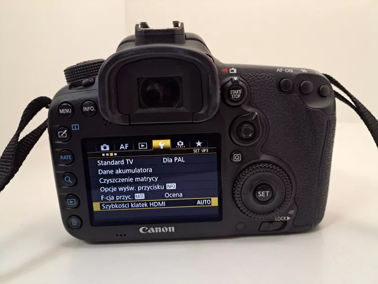 APARAT LUSTRZANKA CANON EOS 7D MARK II / PRZEBIEG: 48TYŚ