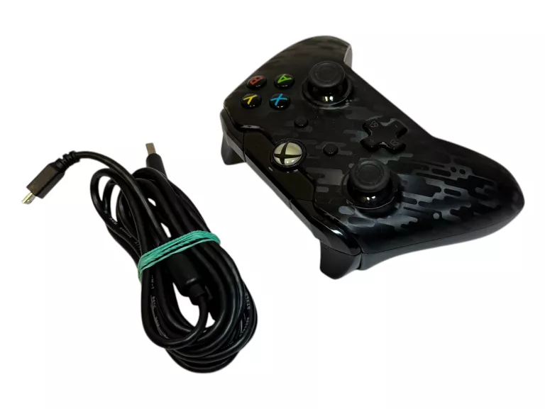 PAD PRZEWODOWY DO XBOX ONE PDP 048-082