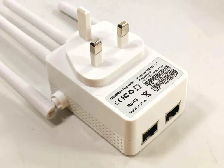 EXTENDER WIFI ANG WEJŚCIE