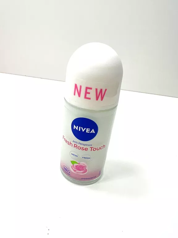 NIVEA FRESH ROSE TOUCH  ANTYPERSPIRANT ROLL-ON (W KULCE) 50ML