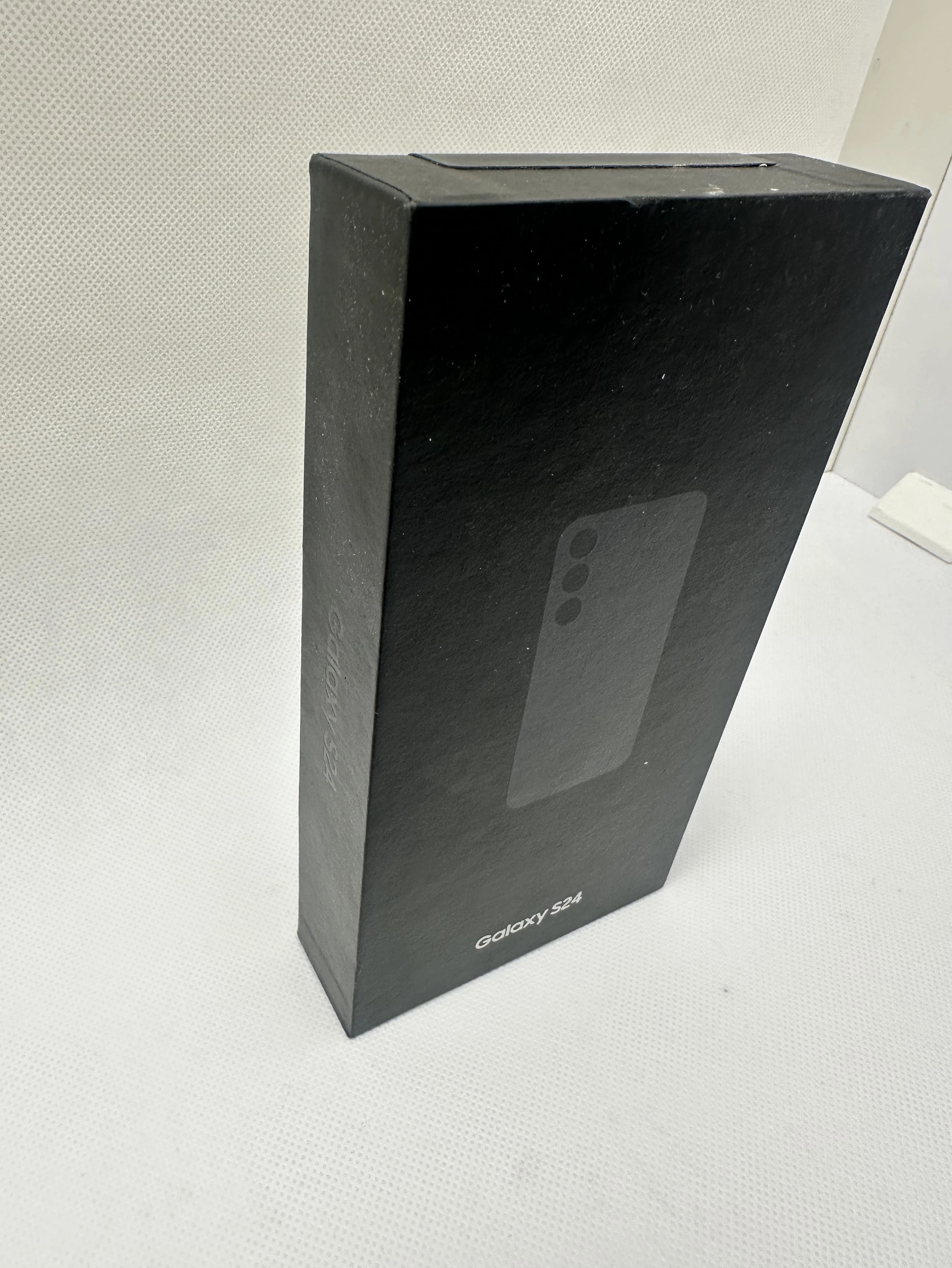 telefon-samsung-galaxy-s24-ean-gtin-8806095525525