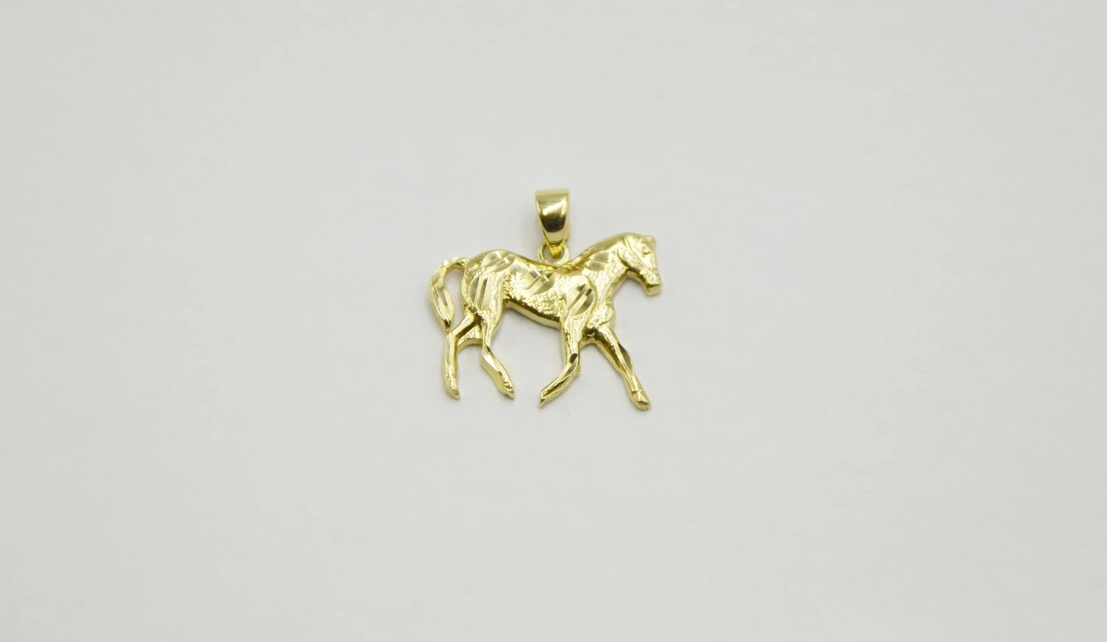zlota-zawieszka-kon-585-w182-swietlikow-8-warszawa